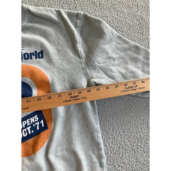 Walt Disney World Vault Collection 50 Sweatshirt Men Small Mickey Gray 70s Retro - Picture 14 of 16